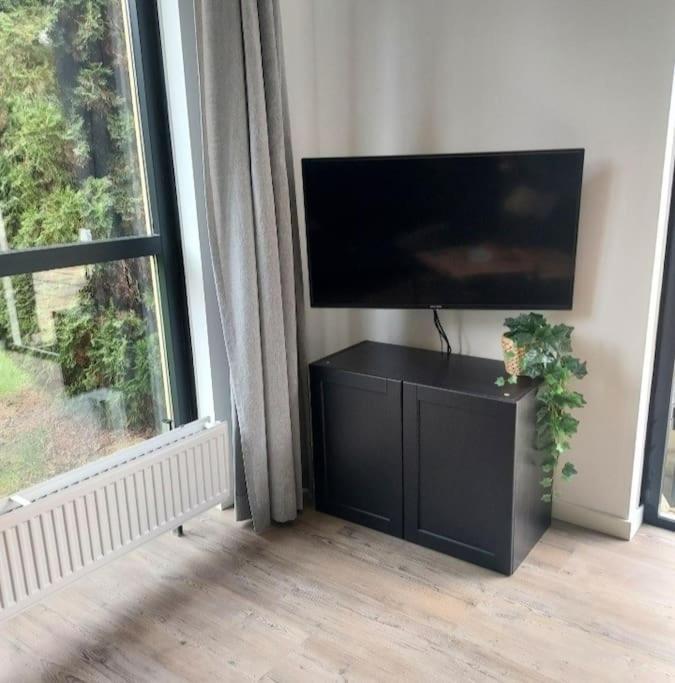Heerlijk Huys, Vakantievilla Met Prive Tuin Ewijk Exteriör bild