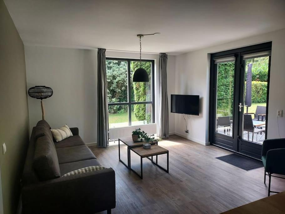 Heerlijk Huys, Vakantievilla Met Prive Tuin Ewijk Exteriör bild