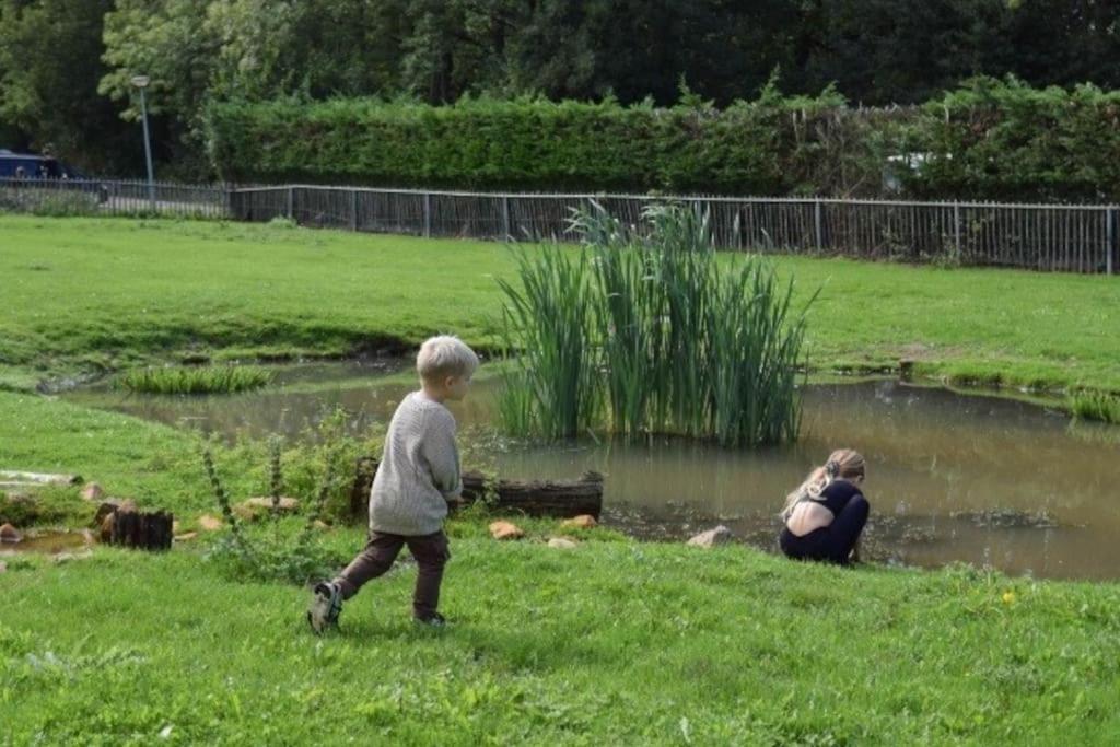Heerlijk Huys, Vakantievilla Met Prive Tuin Ewijk Exteriör bild