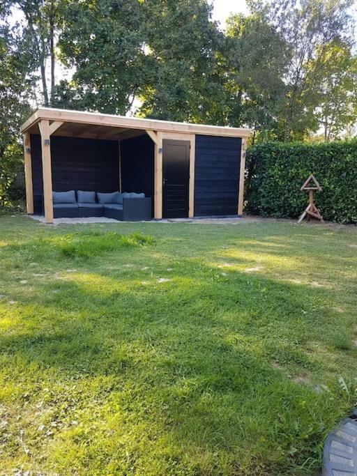 Heerlijk Huys, Vakantievilla Met Prive Tuin Ewijk Exteriör bild