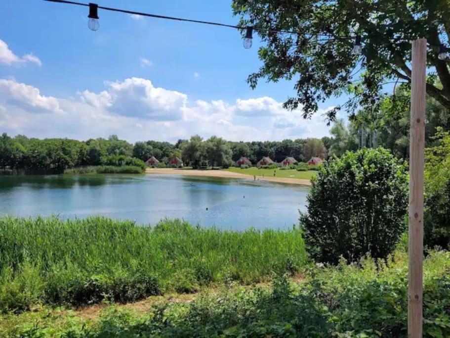 Heerlijk Huys, Vakantievilla Met Prive Tuin Ewijk Exteriör bild
